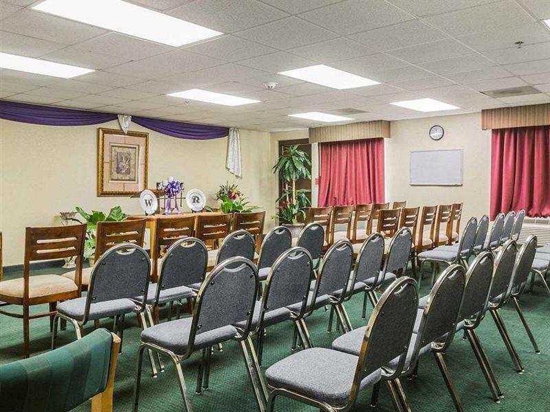 Quality Inn & Suites North Montgomery Kültér fotó