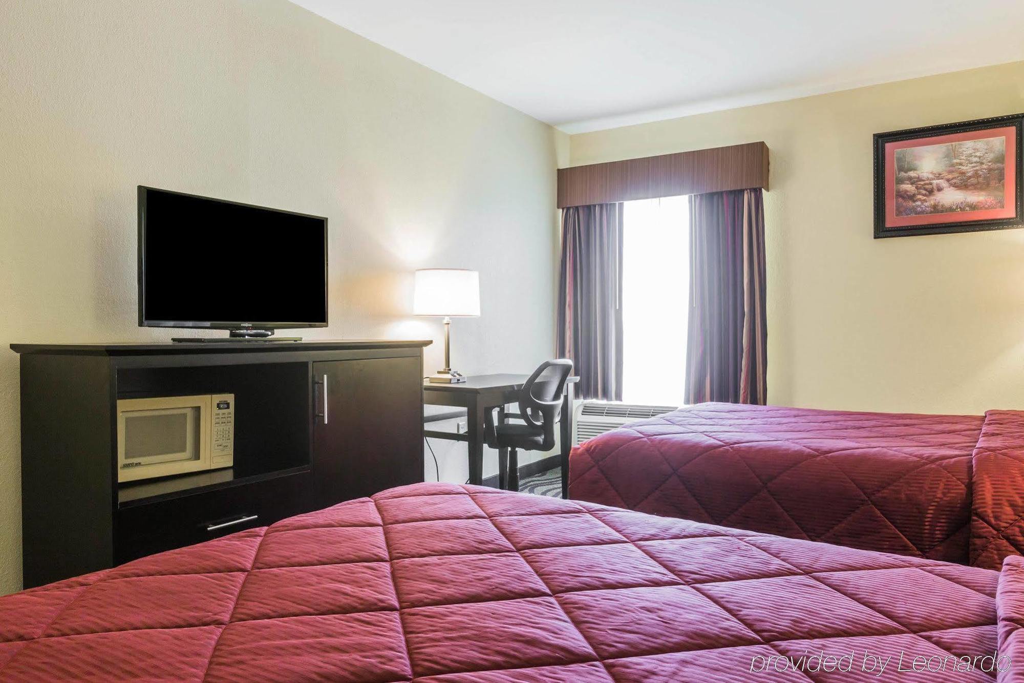 Quality Inn & Suites North Montgomery Kültér fotó