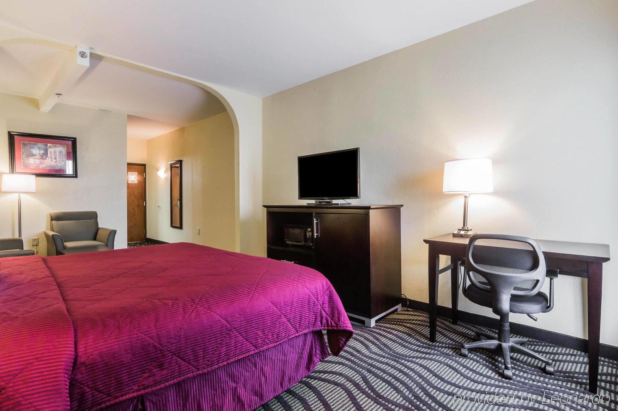 Quality Inn & Suites North Montgomery Kültér fotó