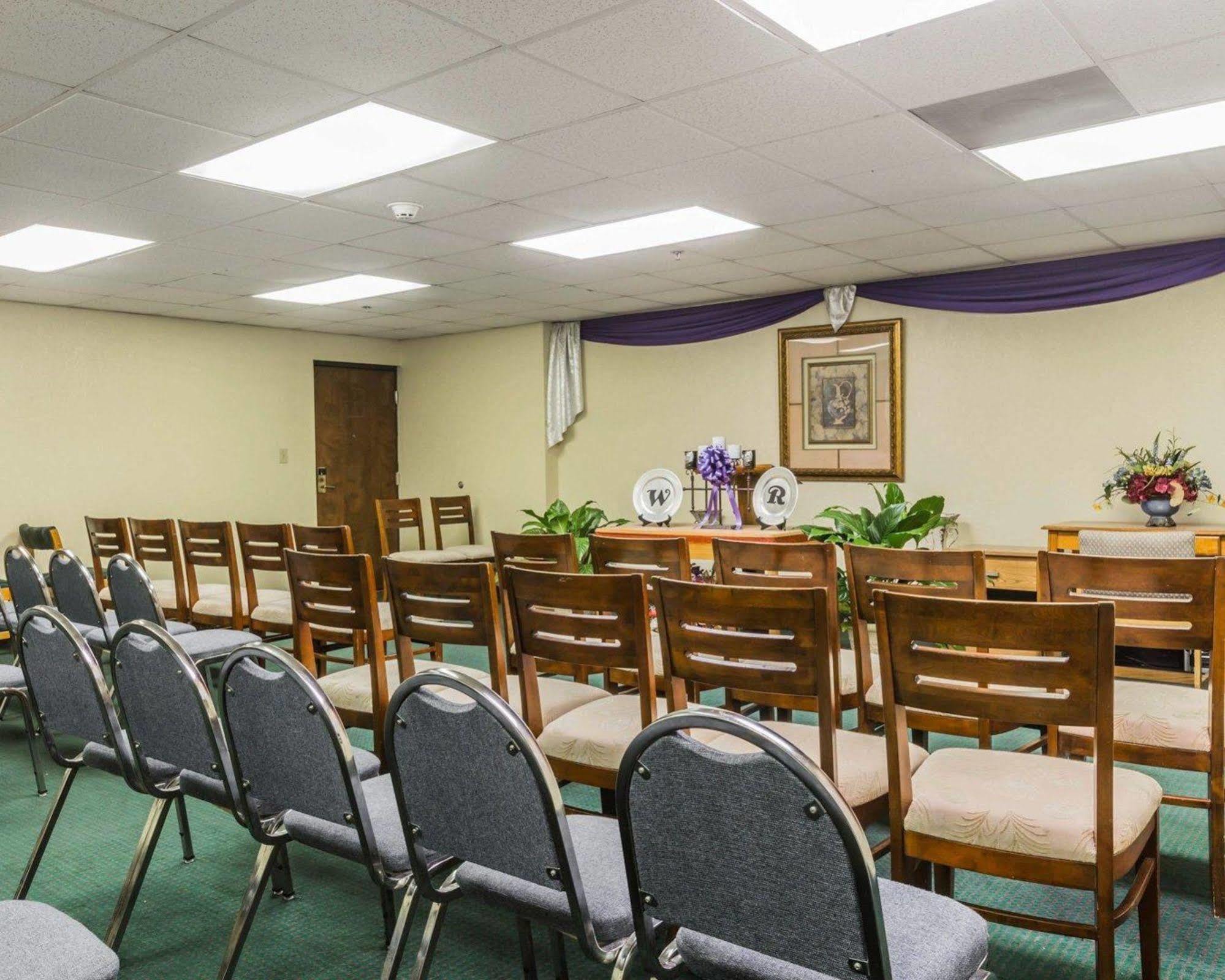 Quality Inn & Suites North Montgomery Kültér fotó