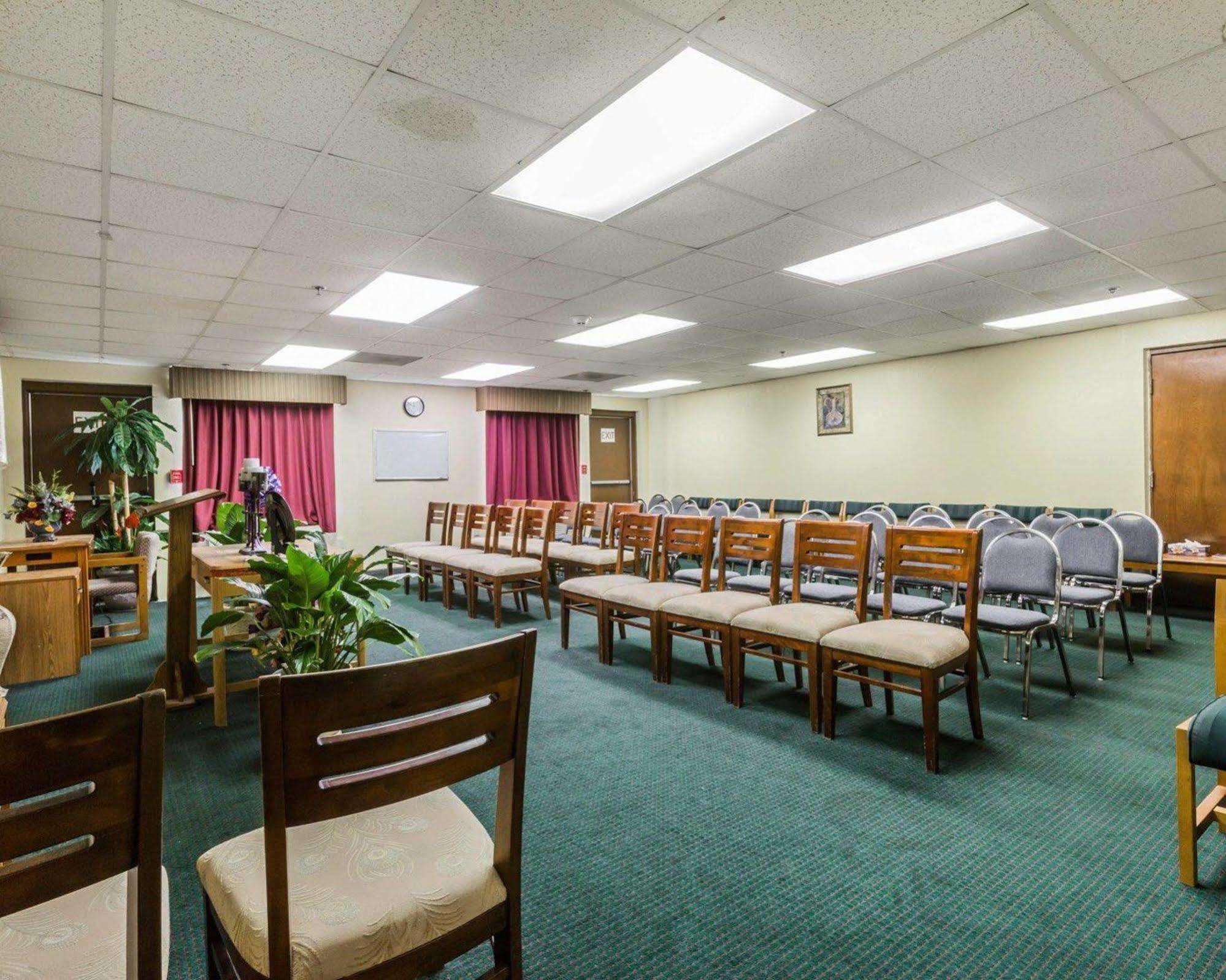 Quality Inn & Suites North Montgomery Kültér fotó