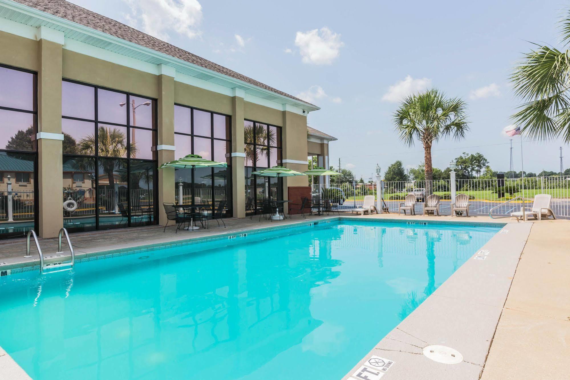 Quality Inn & Suites North Montgomery Kültér fotó
