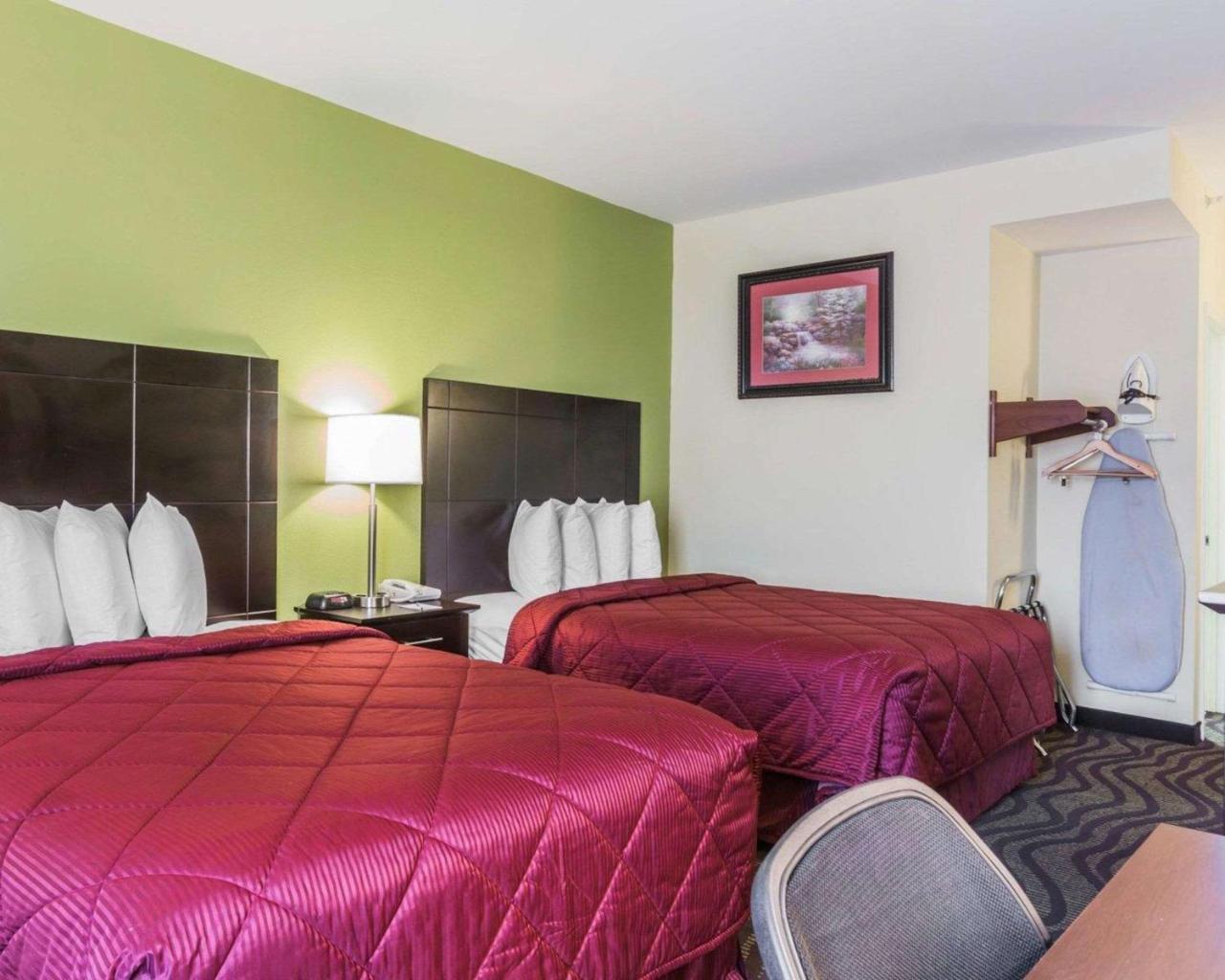 Quality Inn & Suites North Montgomery Kültér fotó