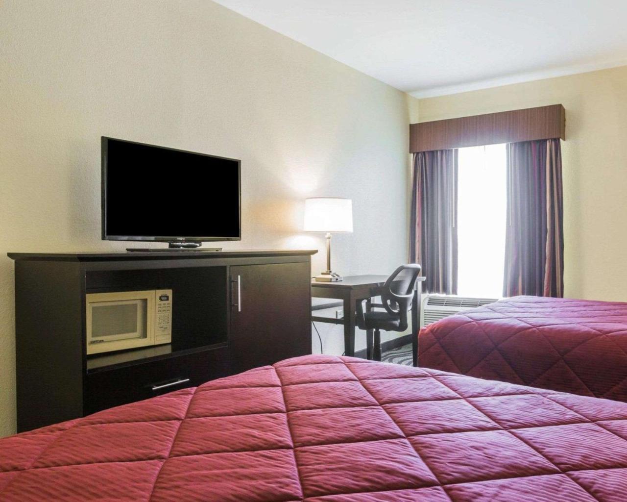 Quality Inn & Suites North Montgomery Kültér fotó